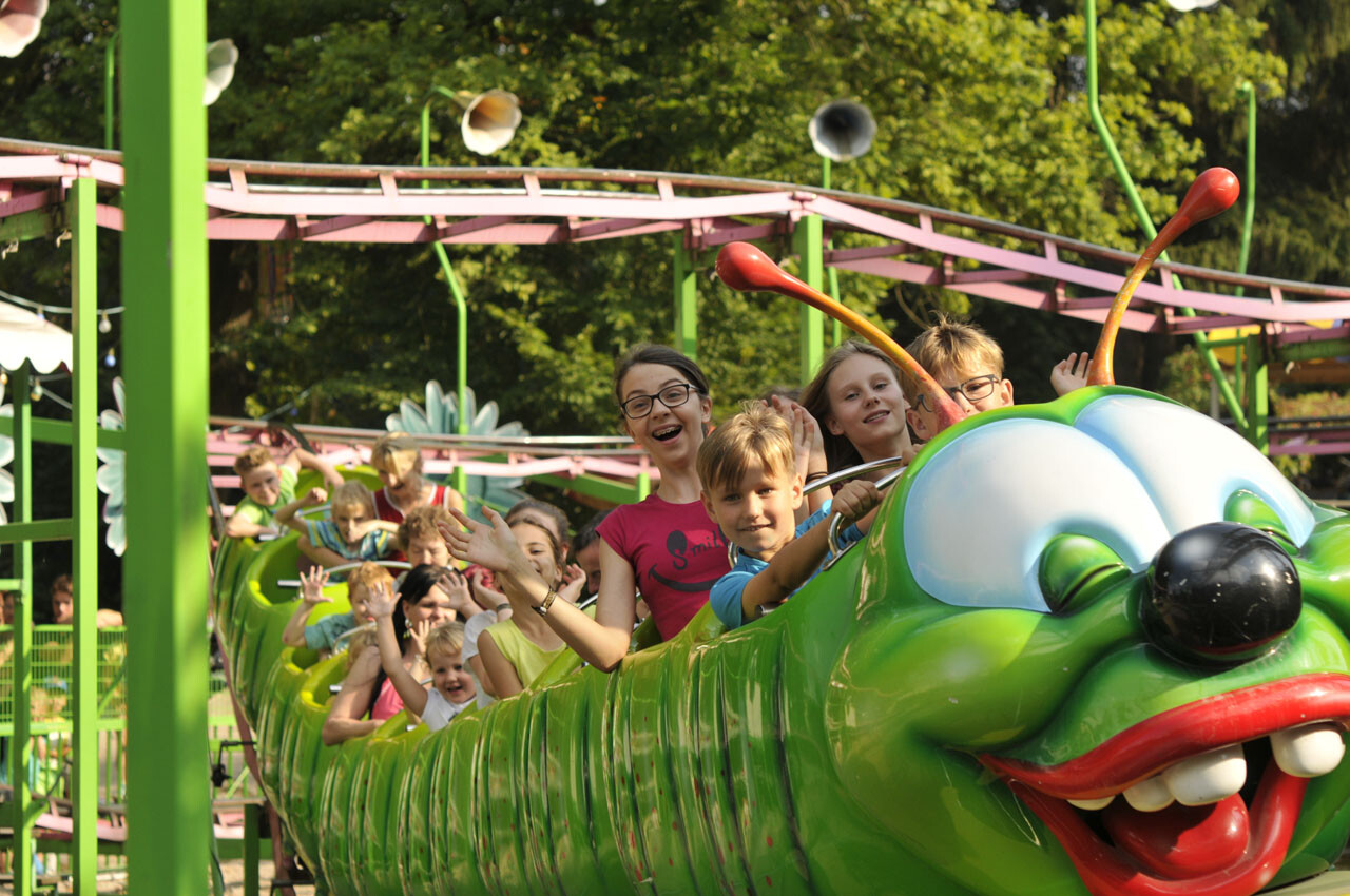 Children&rsquo;s Roller Coaster &ldquo;Caterpillar&rdquo;