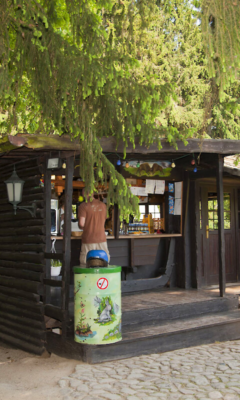 Uncle Sam&rsquo;s Hut