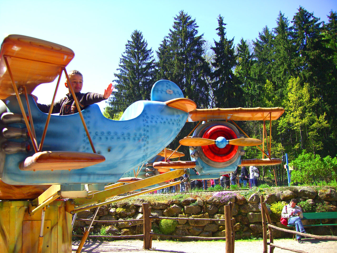Red-Baron Carousel