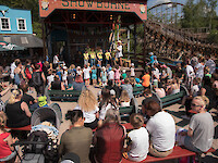 Showb&uuml;hne