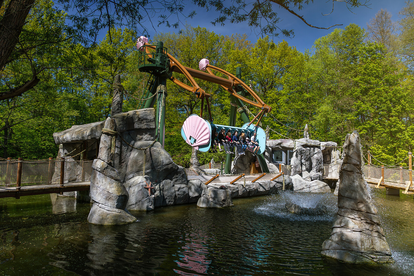 Aqualuna &amp; the Wishing Swing